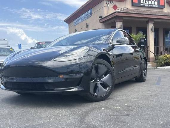 TESLA MODEL 3 2018 5YJ3E1EAXJF171668 image